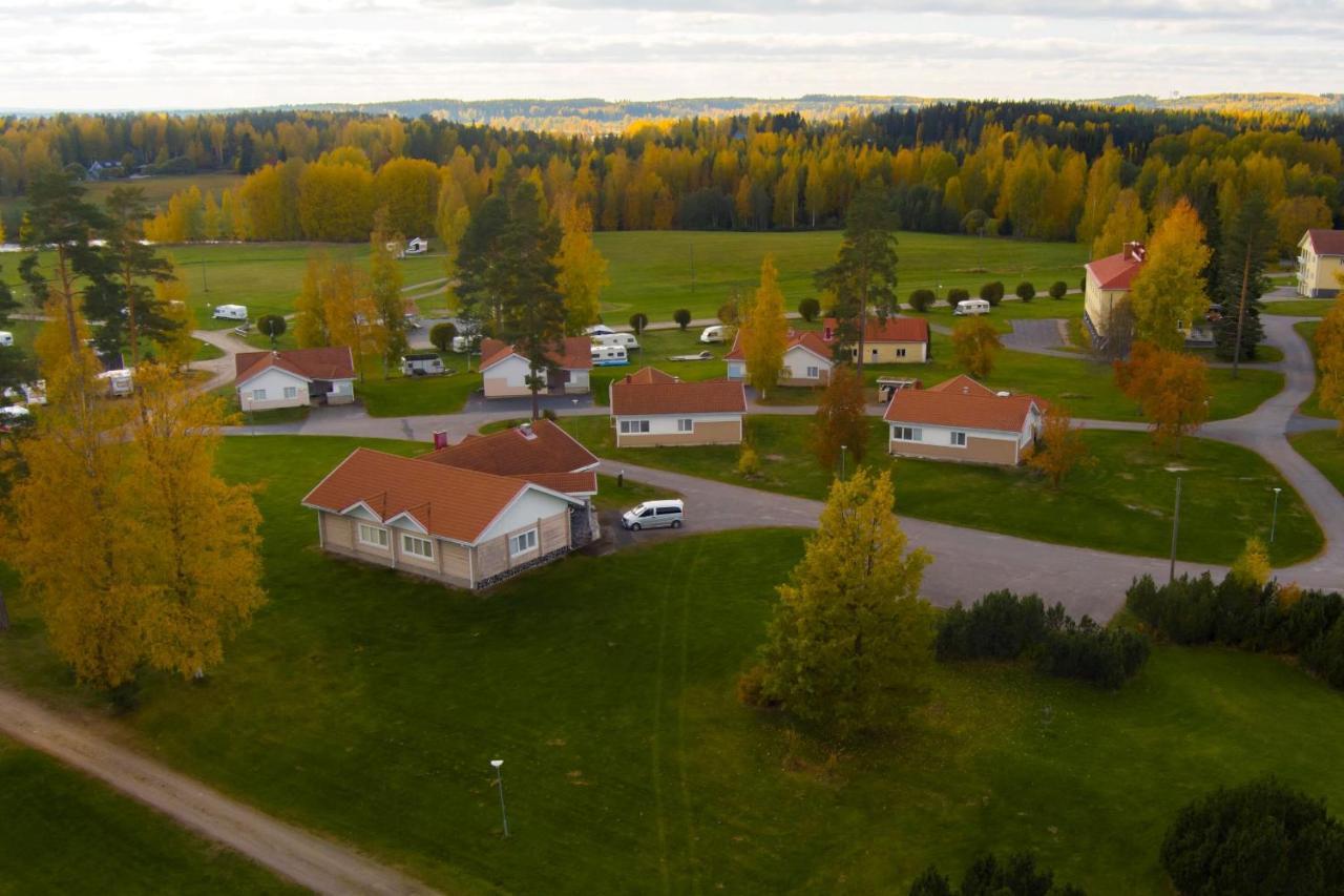Ik Hotel & Camping Keuruu Bagian luar foto