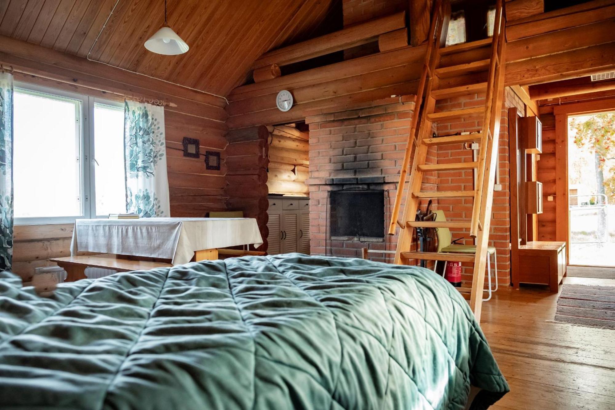 Ik Hotel & Camping Keuruu Ruang foto