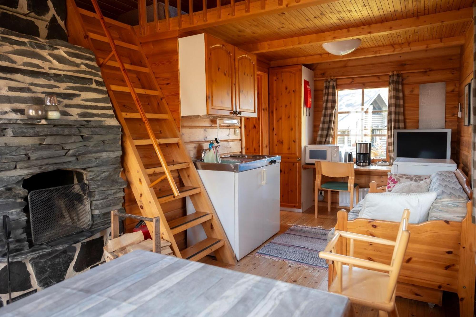Ik Hotel & Camping Keuruu Ruang foto