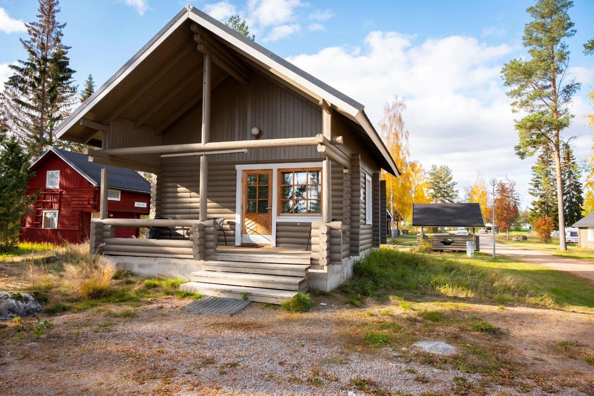 Ik Hotel & Camping Keuruu Ruang foto